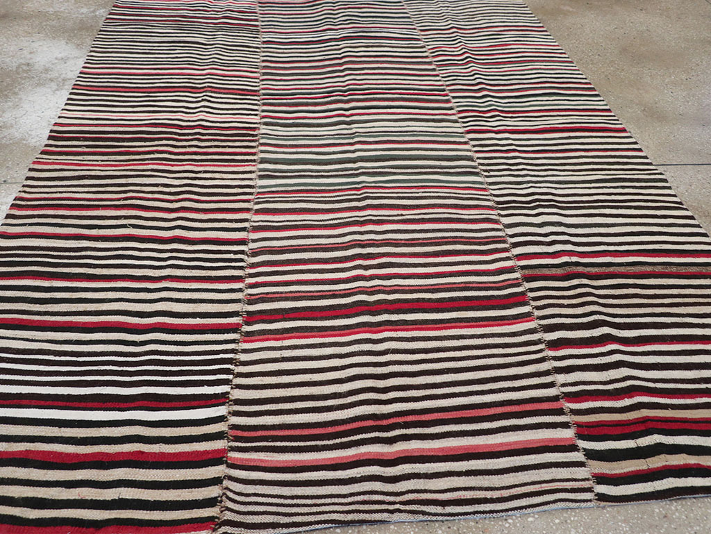 Vintage Persian Flatweave Kilim Accent Rug, No.32439 - Gss