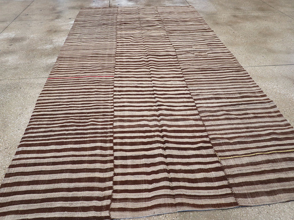 Vintage Persian Flatweave Kilim Room Size Carpet, No.32442 - Gss