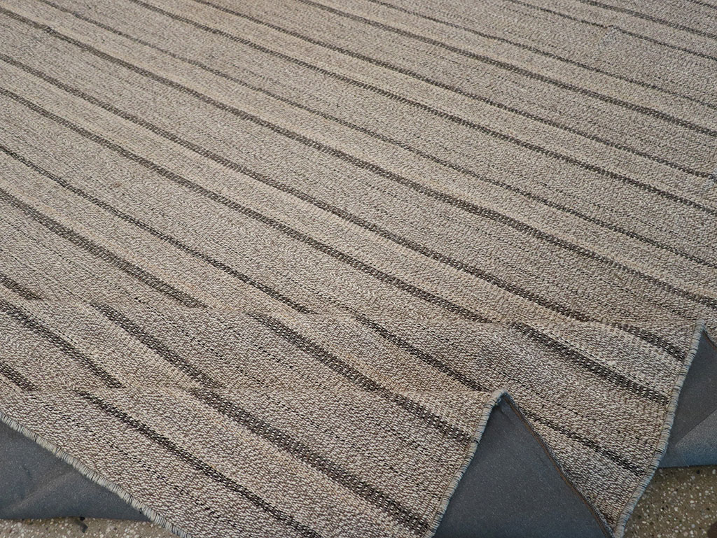 Modern Persian Flatweave Kilim Room Size Carpet, No.32445 - Gss