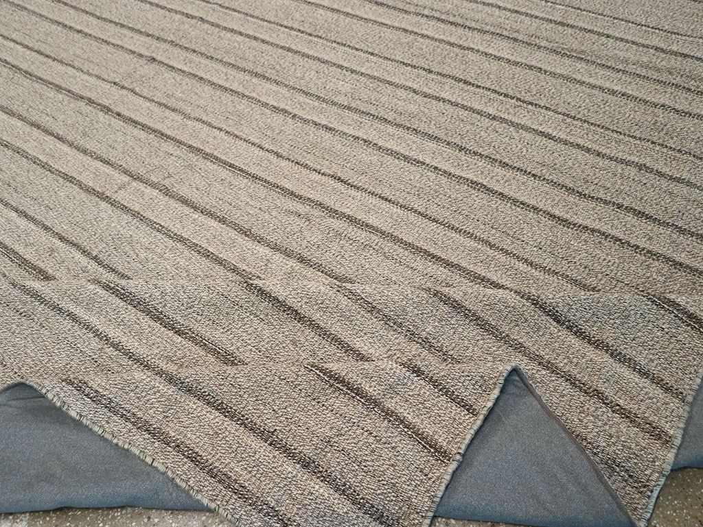 Modern Persian Flatweave Kilim Large Room Size Carpet, No.32446 - Gss