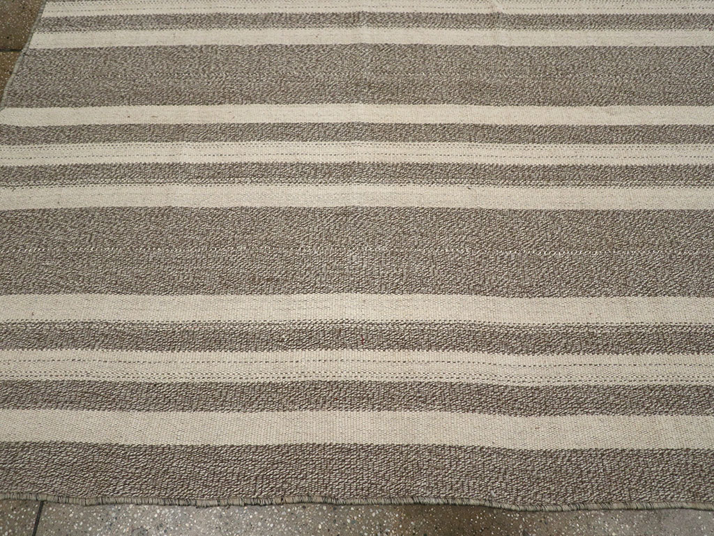 Modern Turkish Flatweave Kilim Room Size Carpet, No.32458 - Gss