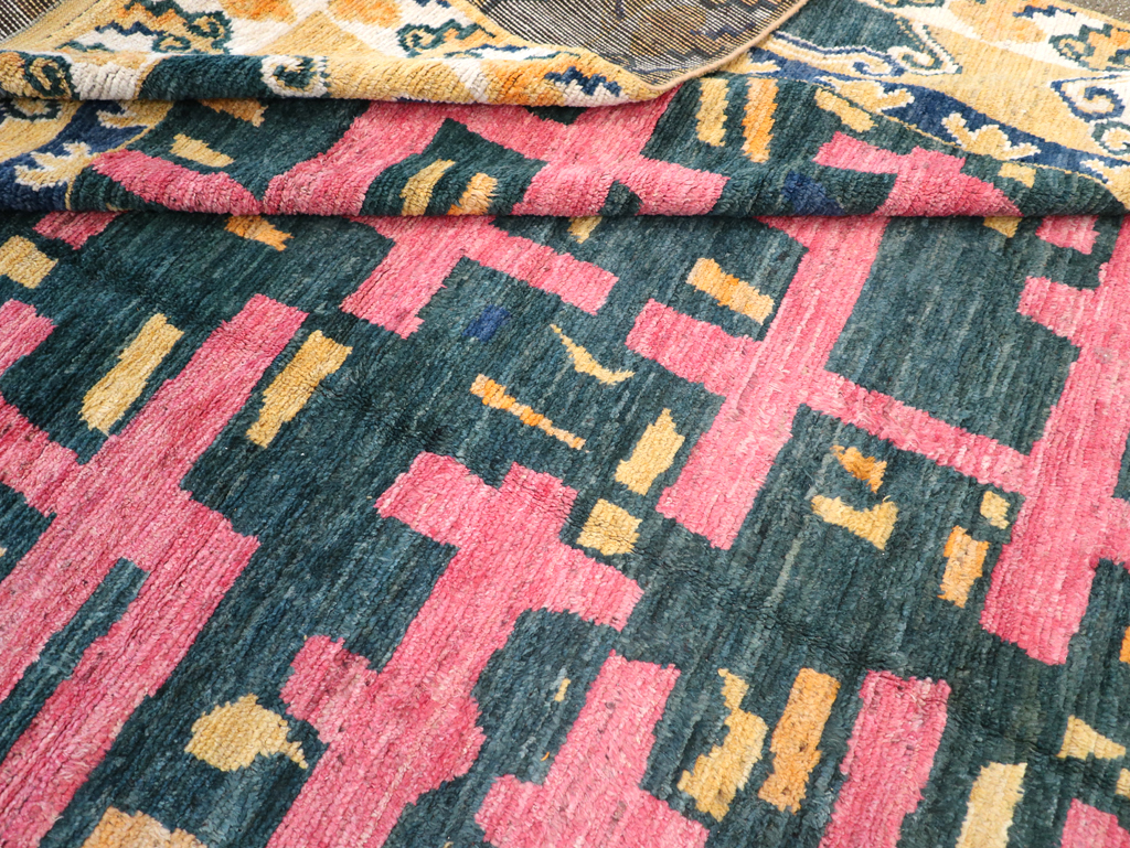 Modern East Turkestan Khotan Room Size Carpet, No.32473 - Gss