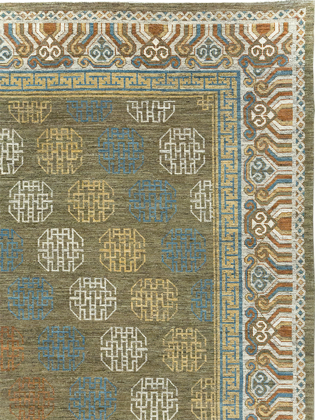 Modern East Turkestan Khotan Room Size Carpet, No.32476 - Gss