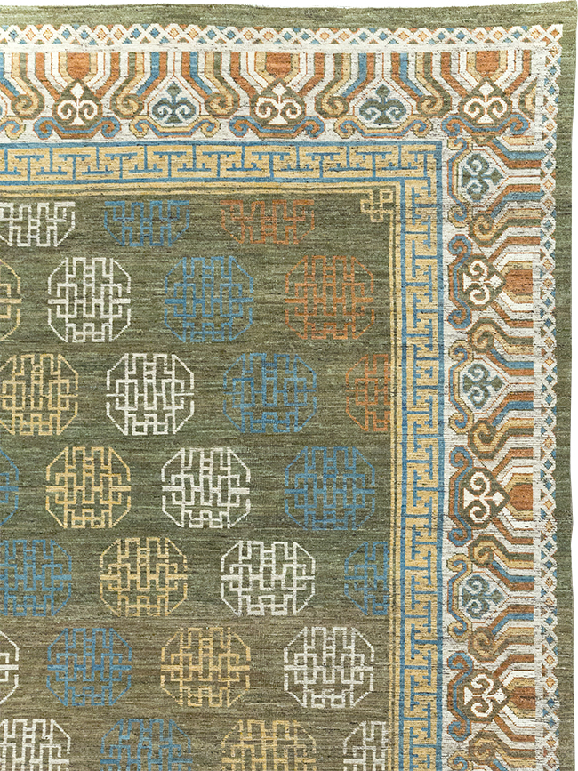 Modern East Turkestan Khotan Room Size Carpet, No.32476 - Gss