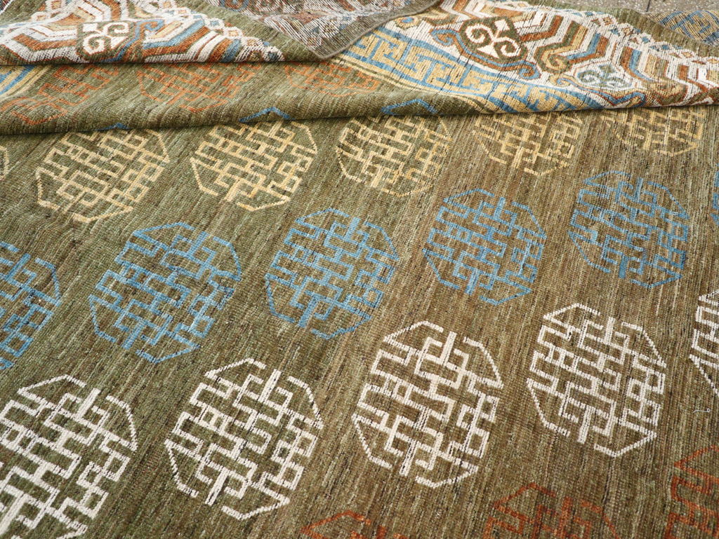 Modern East Turkestan Khotan Room Size Carpet, No.32476 - Gss