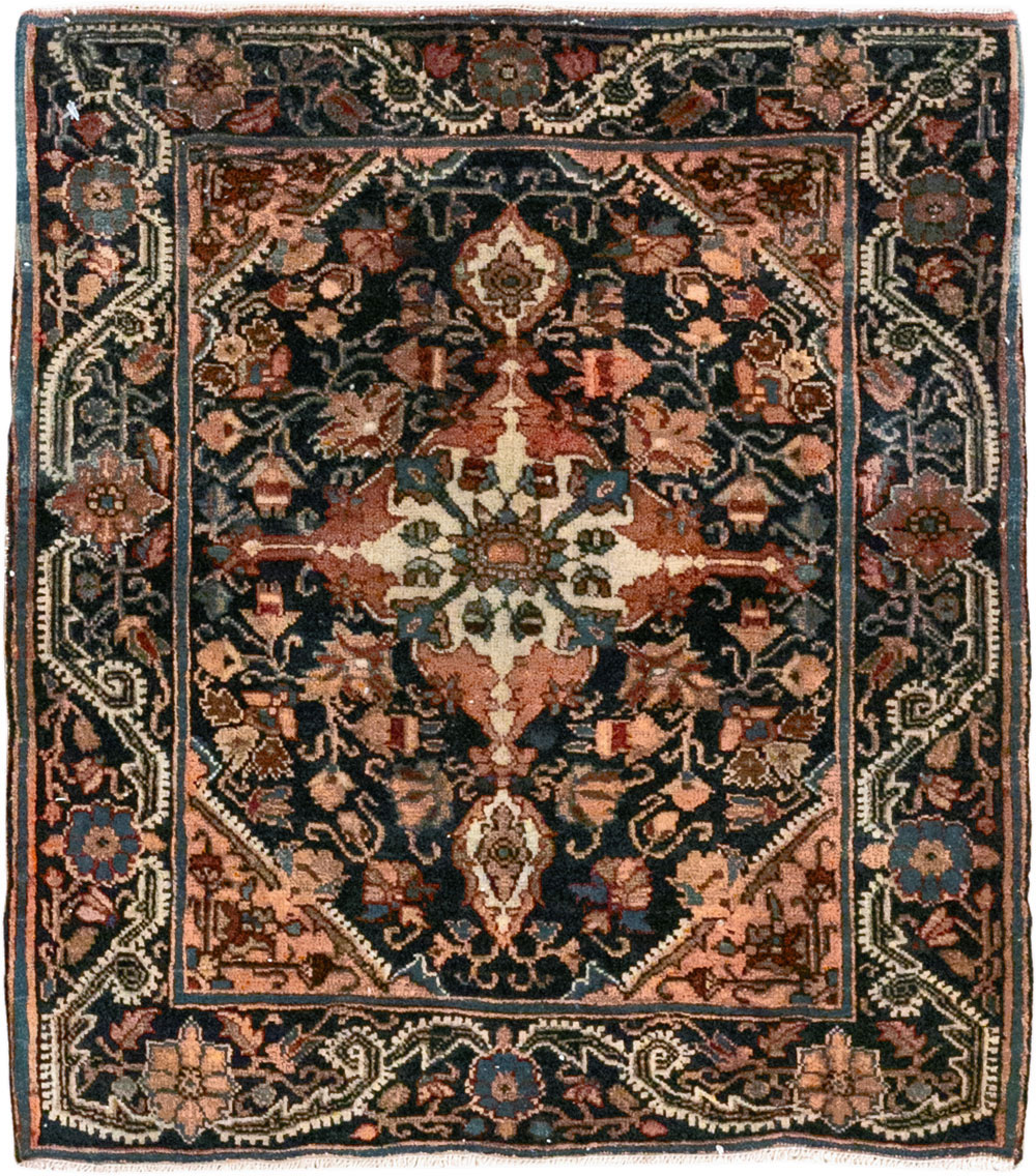 Antique Persian Sarouk Throw Rug, No.32486 - Gss