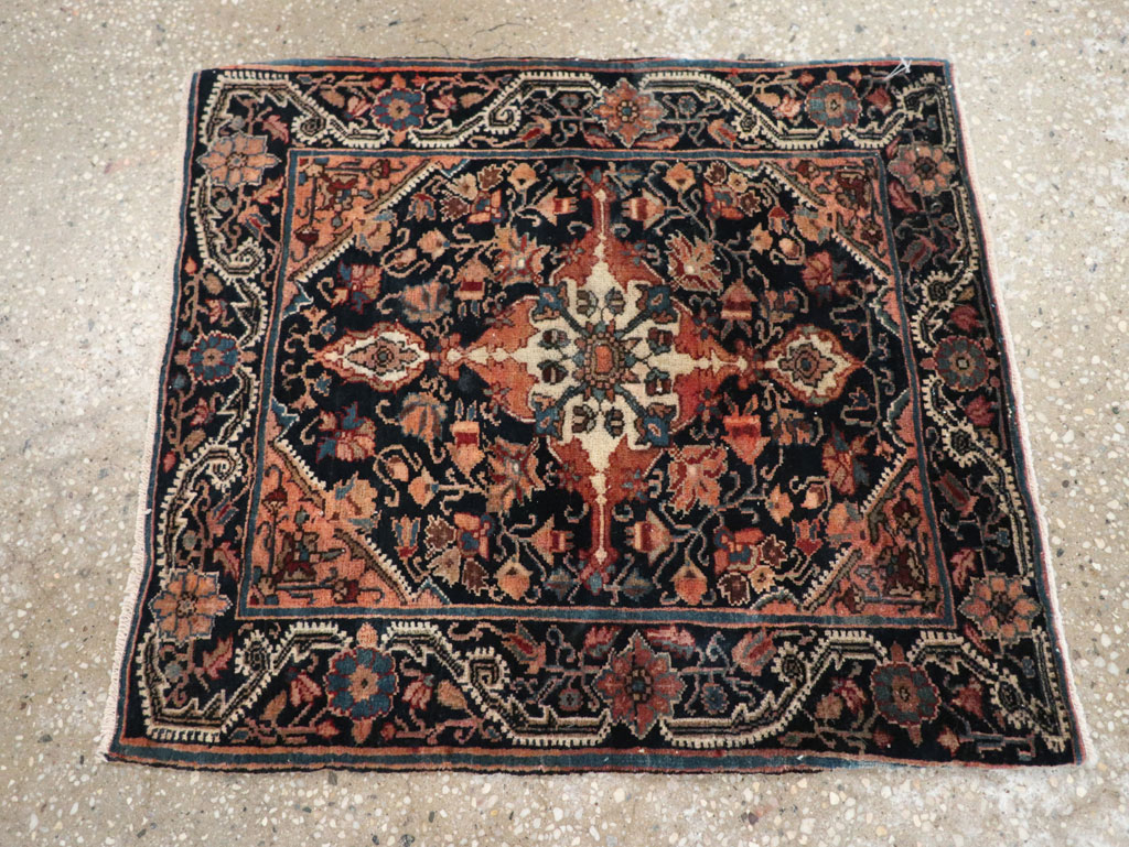 Antique Persian Sarouk Throw Rug, No.32486 - Gss