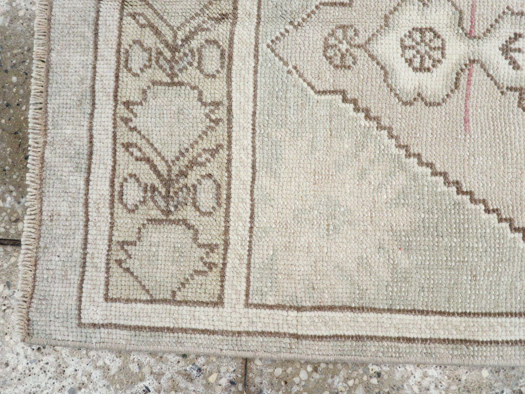 Vintage Turkish Oushak Throw Rug, No.32490 - Gss