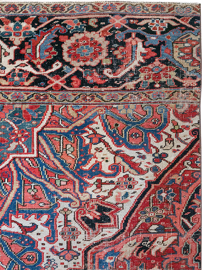 Antique Persian Heriz Rug, No.32492 - Gss