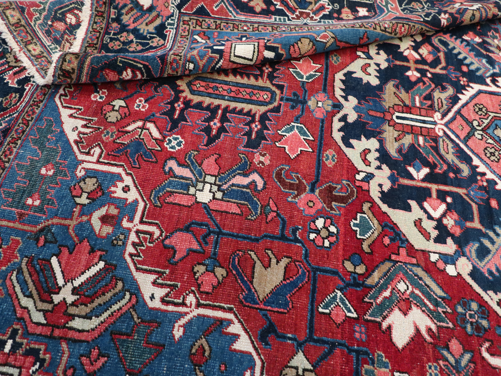 Antique Persian Heriz Small Room Size Carpet, No.32497 - Gss