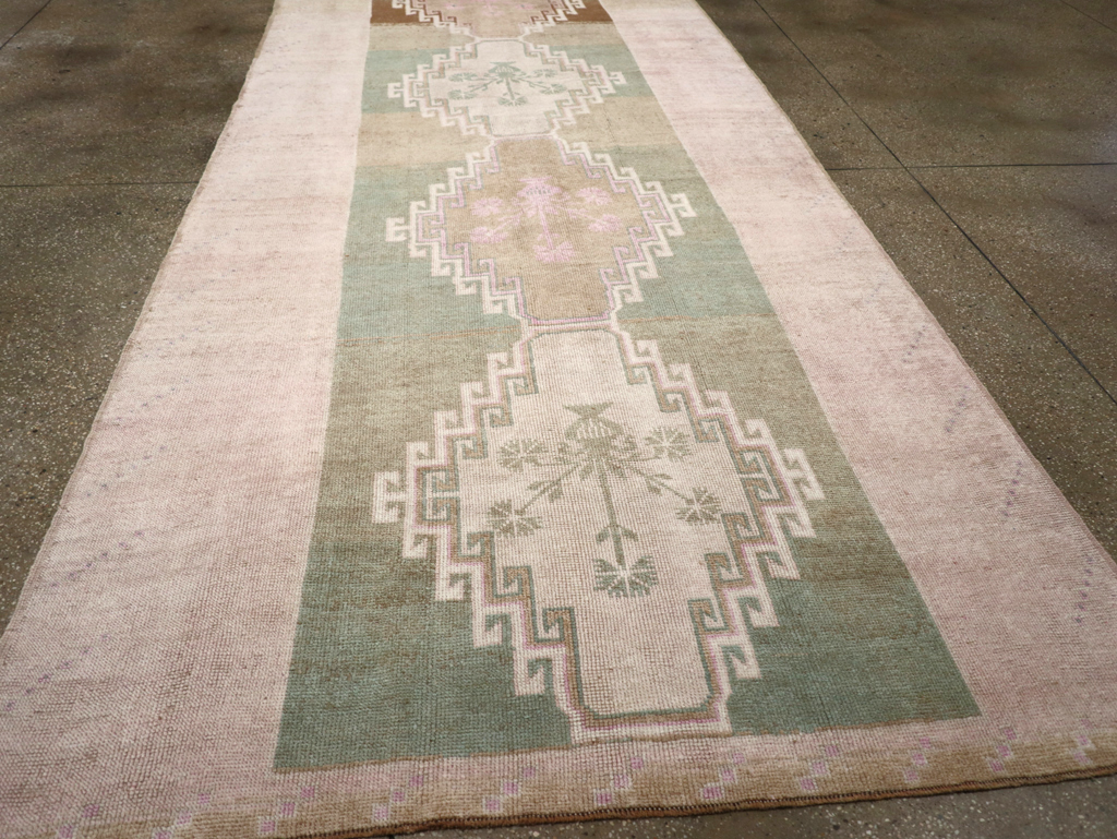 Vintage Turkish Anatolian Wide Gallery Runner, No.32503 - Gss