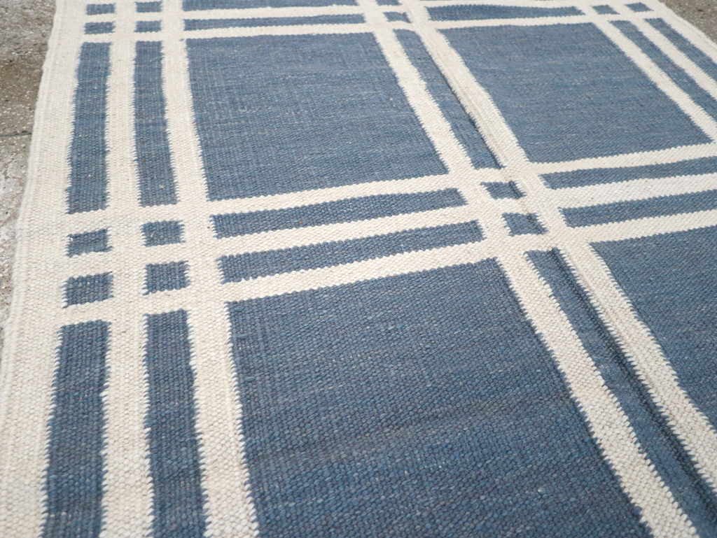 Swedish Inspired Contemporary Turkish Flatweave Accent Rug, No.32505 - Gss