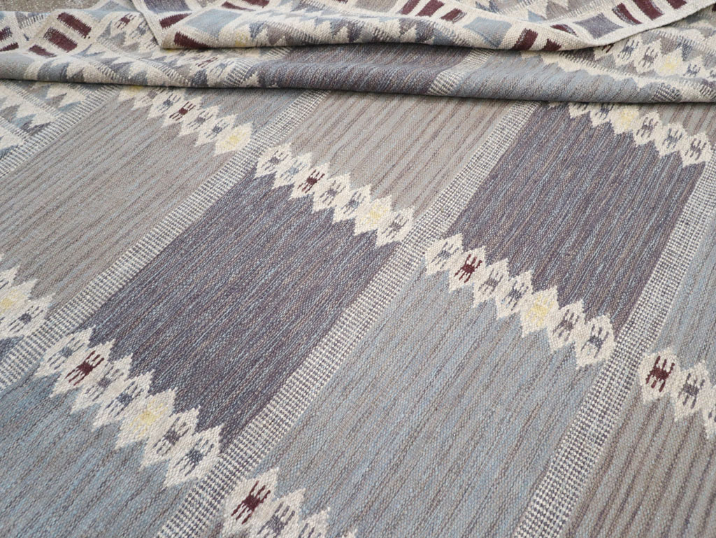Swedish Inspired Contemporary Turkish Flatweave Room Size Carpet, No.32506 - Gss