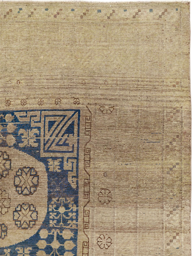 Antique East Turkestan Khotan Accent Carpet, No.32511 - Gss