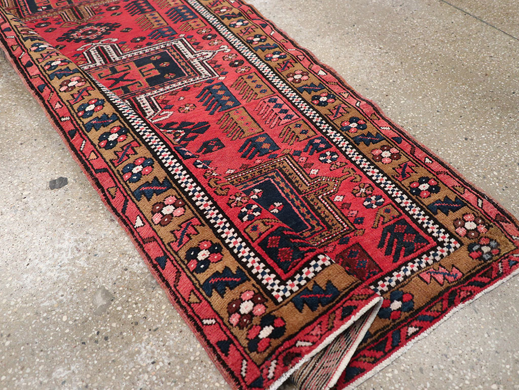 Vintage Persian Karajeh Runner, No.32514 - Gss