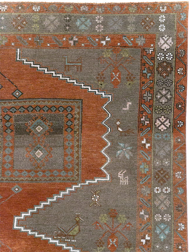 Vintage Anatolian Accent Rug, No.32516 - Gss