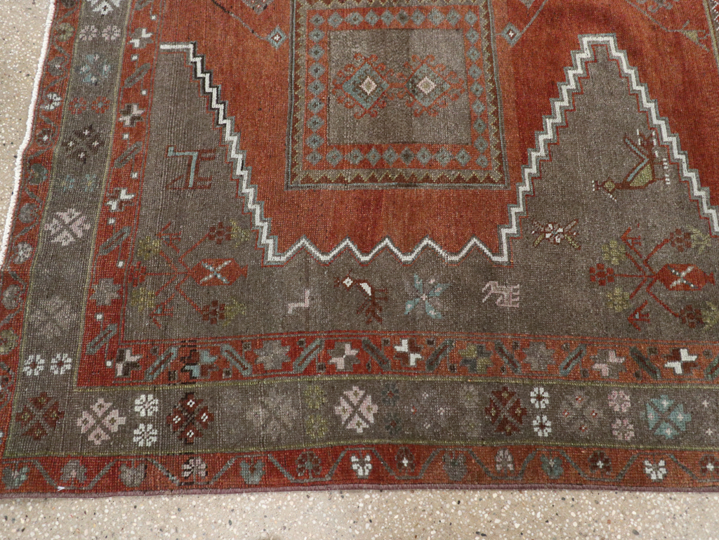 Vintage Anatolian Accent Rug, No.32516 - Gss