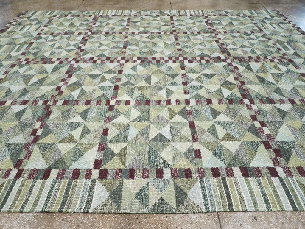 Swedish Inspired Contemporary Turkish Kilim Large Room Size Carpet, No.32521 - Gss