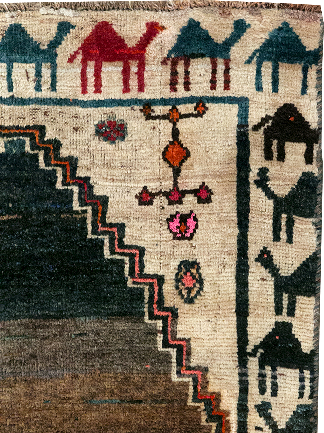 Vintage Persian Gabbeh Throw Rug, No.32540 - Gss