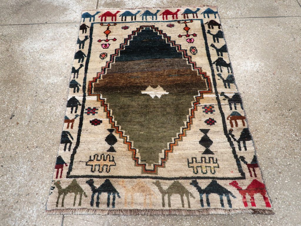 Vintage Persian Gabbeh Throw Rug, No.32540 - Gss