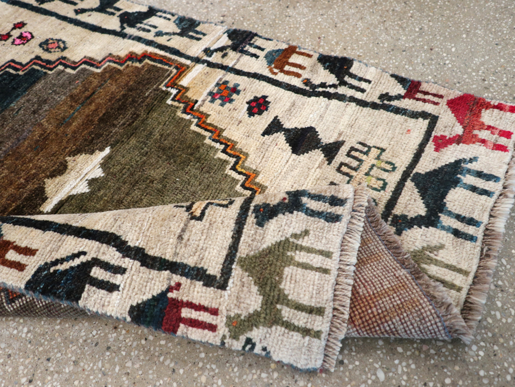 Vintage Persian Gabbeh Throw Rug, No.32540 - Gss