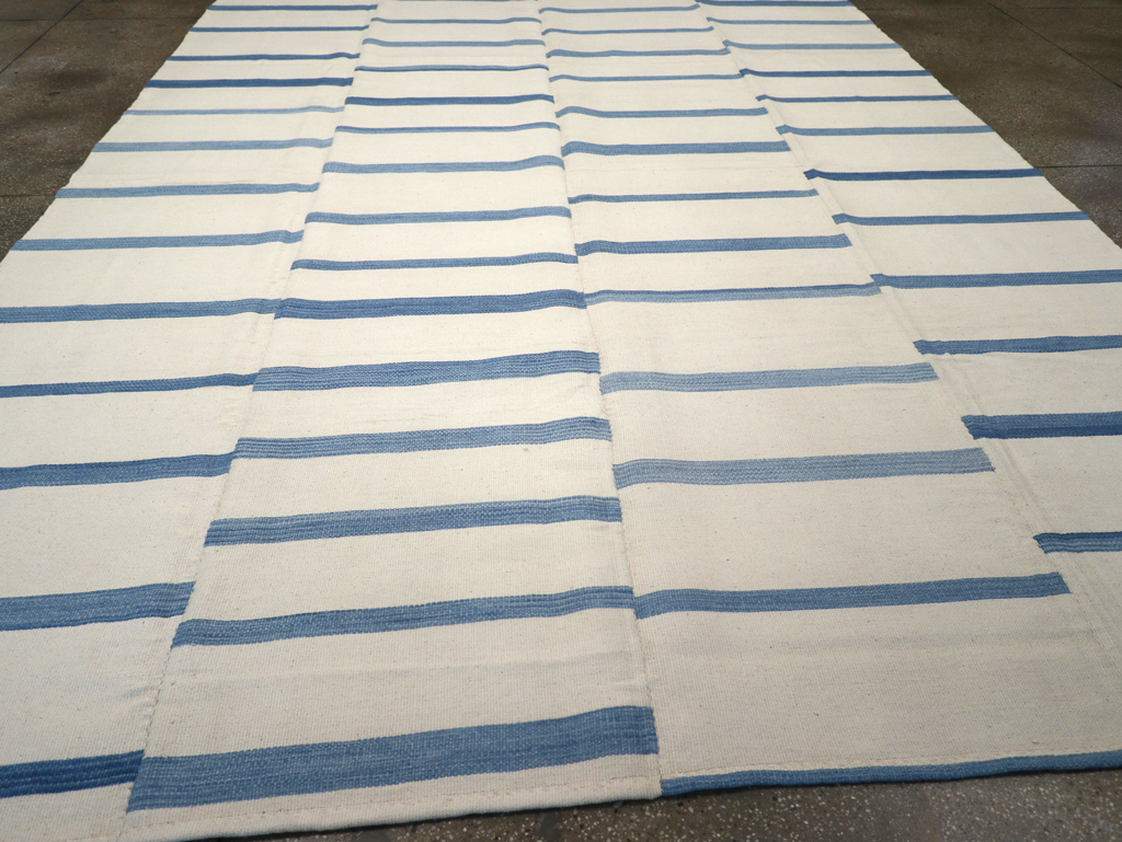 Contemporary Turkish Flatweave Room Size Carpet, No.32542 - Gss