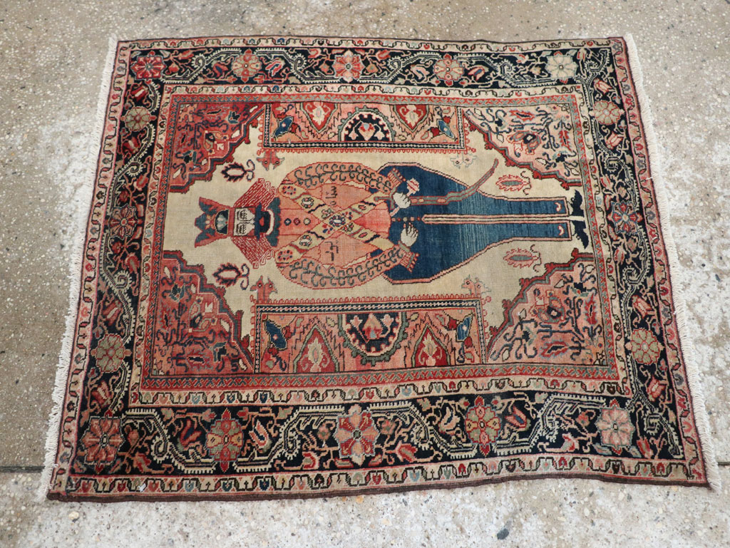 Antique Persian Sarouk Fereghan Pictorial Rug, No.32547 - Gss