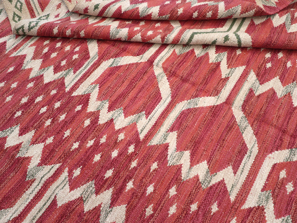 Contemporary Turkish Flatweave Small Room Size Carpet, No.32570 - Gss