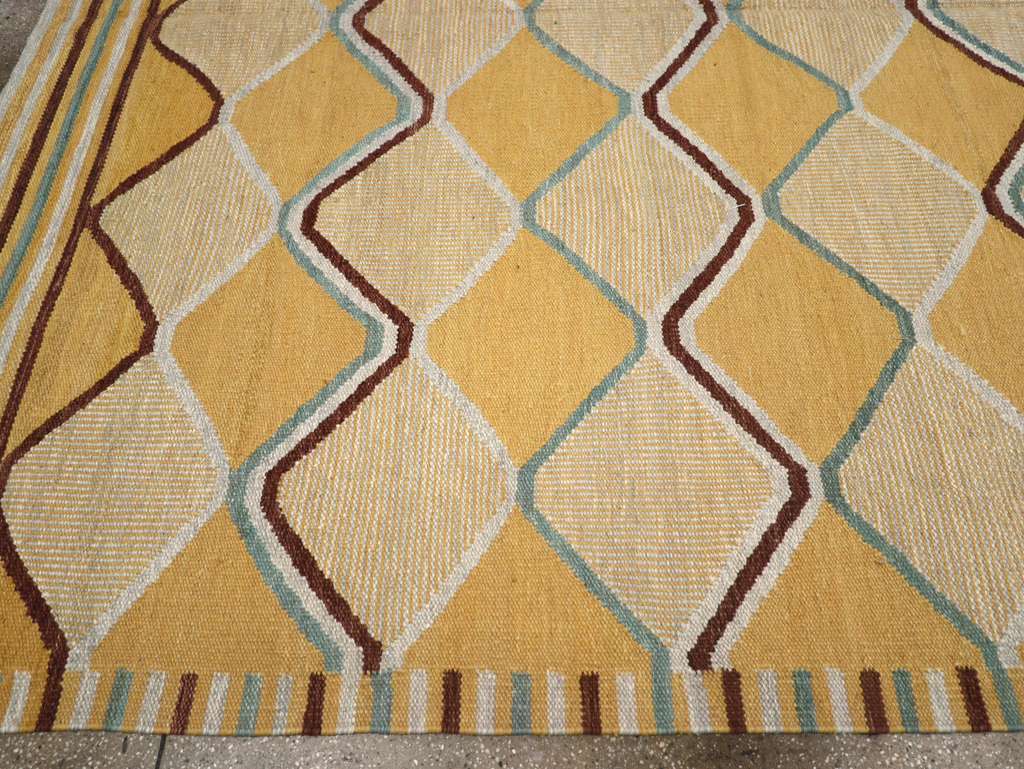 Contemporary Turkish Flatweave Kilim Room Size Carpet, No.32576 - Gss