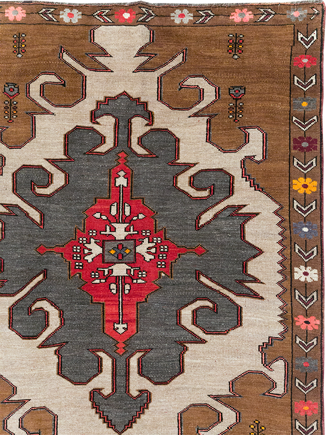 Vintage Turkish Anatolian Room Size Carpet, No.32587 - Gss