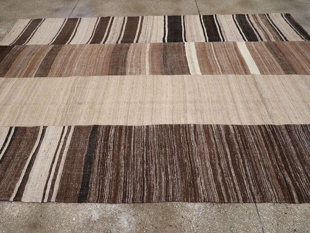 Vintage Persian Flatweave Kilim Room Size Carpet, No.32591 - Gss