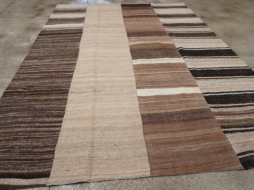 Vintage Persian Flatweave Kilim Room Size Carpet, No.32591 - Gss