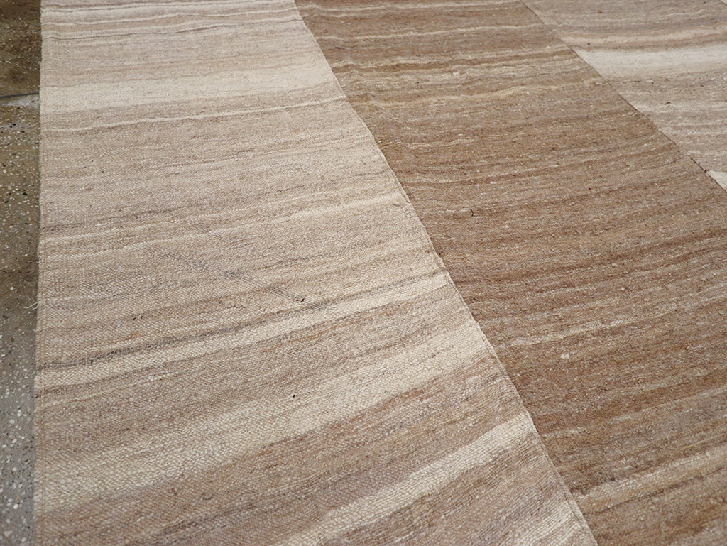 Modern Turkish Flatweave Kilim Room Size Carpet, No.32593 - Gss