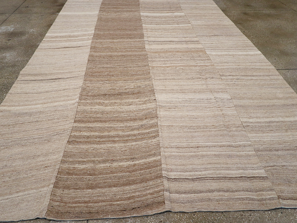 Modern Turkish Flatweave Kilim Room Size Carpet, No.32593 - Gss