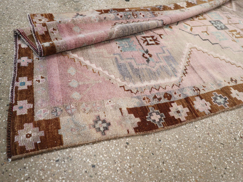 Vintage Turkish Anatolian Runner, No.32601 - Gss