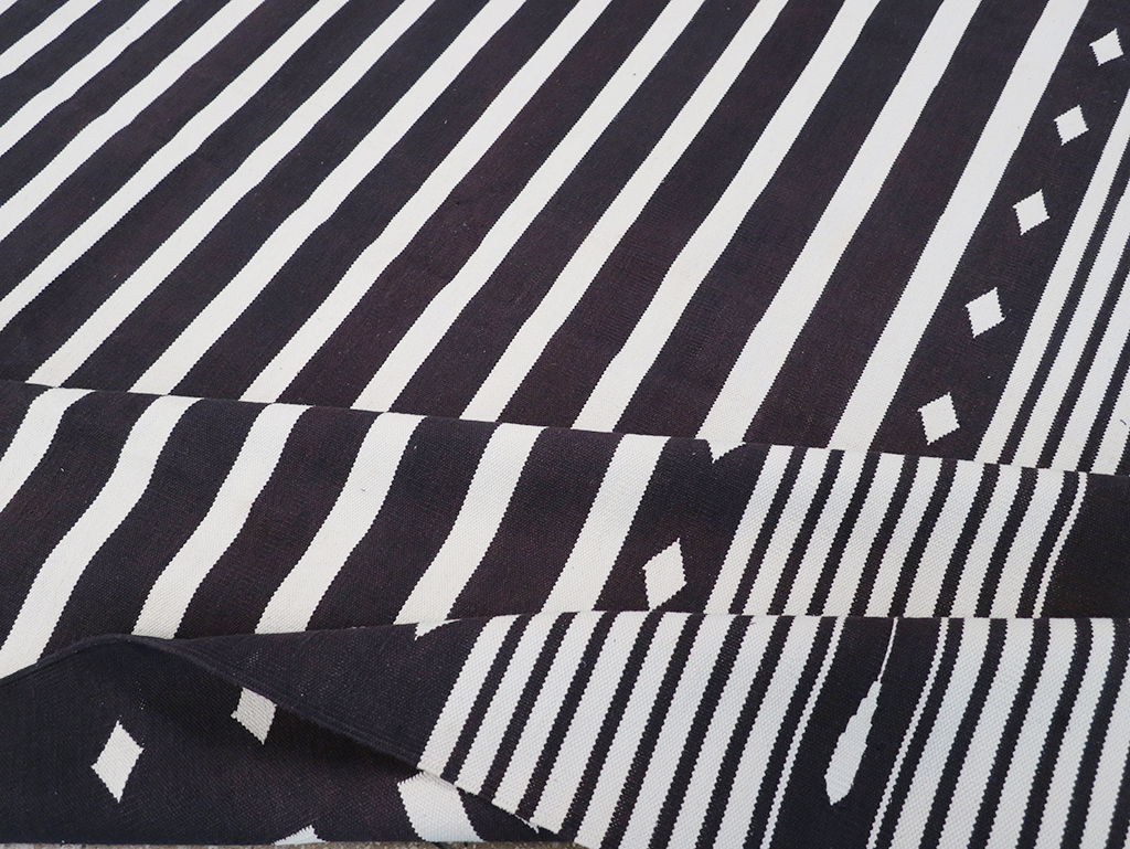 Modern Indian Flatweave Dhurrie Large Carpet, No.32612 - Gss