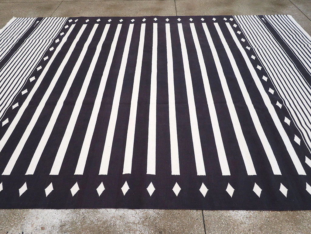 Modern Indian Flatweave Dhurrie Room Size Carpet, No.32613 - Gss