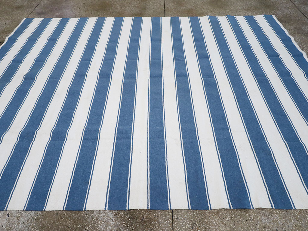 Modern Indian Flatweave Dhurrie Accent Carpet, No.32617 - Gss