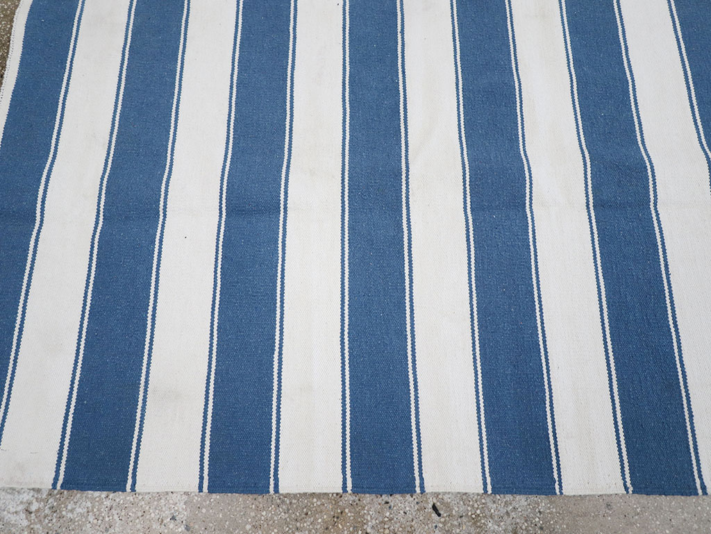 Modern Indian Flatweave Dhurrie Accent Carpet, No.32617 - Gss