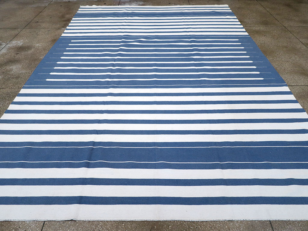 Modern Indian Flatweave Dhurrie Room Size Carpet, No.32618 - Gss