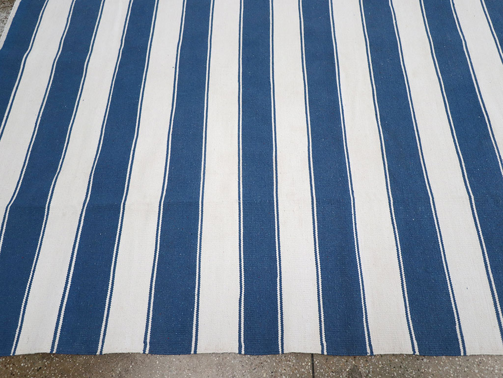 Modern Indian Flatweave Dhurrie Room Size Carpet, No.32620 - Gss