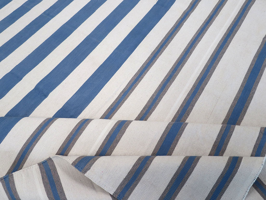 Modern Indian Flatweave Dhurrie Room Size Carpet, No.32622 - Gss