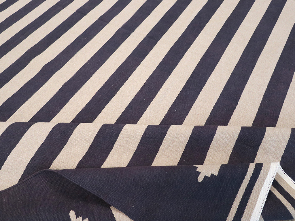 Modern Indian Flatweave Dhurrie Room Size Carpet, No.32624 - Gss