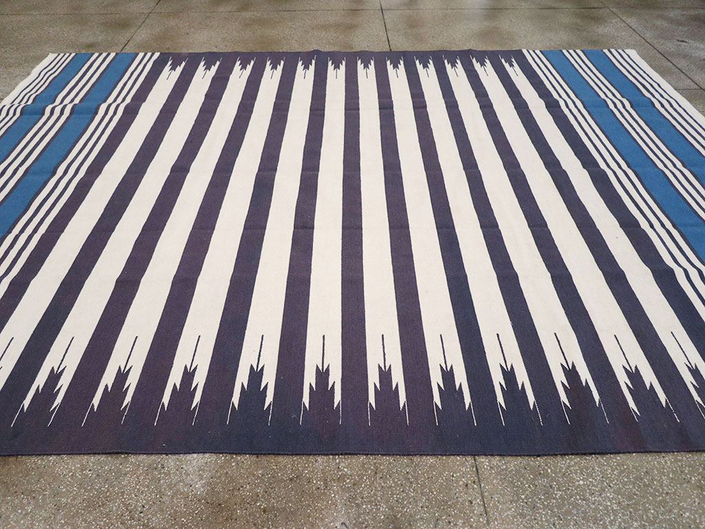 Modern Indian Flatweave Dhurrie Room Size Carpet, No.32629 - Gss