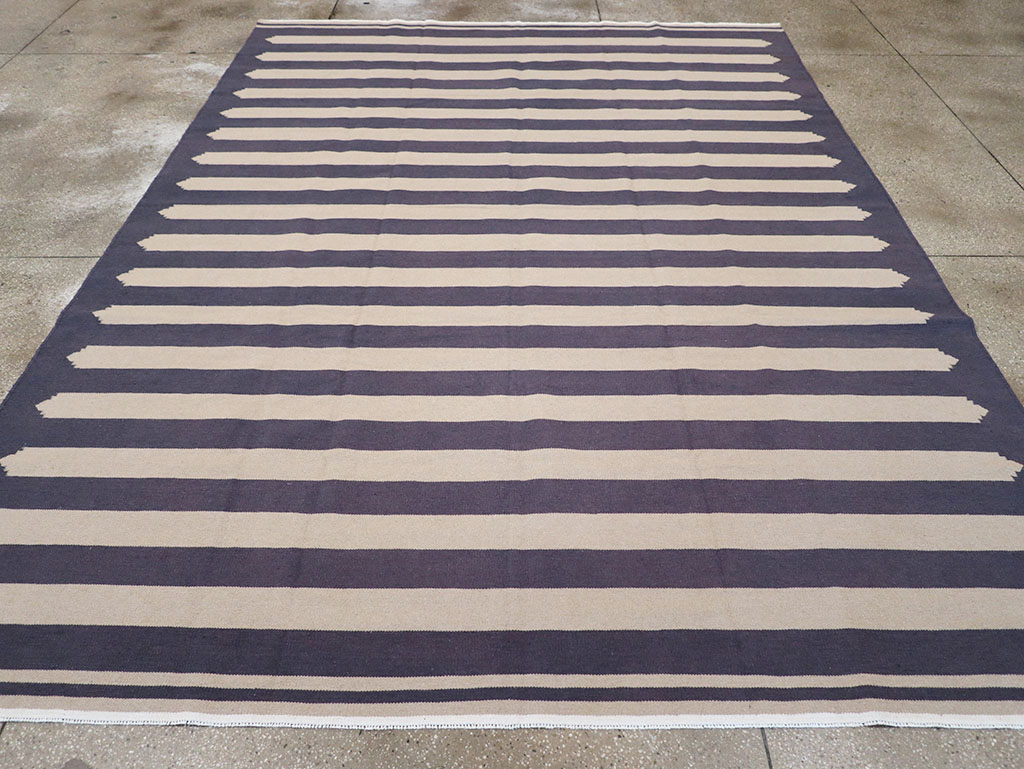 Modern Indian Flatweave Dhurrie Room Size Carpet, No.32630 - Gss