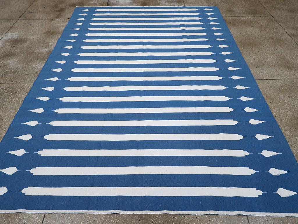 Modern Indian Flatweave Dhurrie Room Size Carpet, No.32632 - Gss