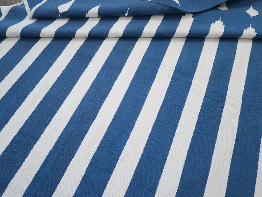 Modern Indian Flatweave Dhurrie Room Size Carpet, No.32632 - Gss