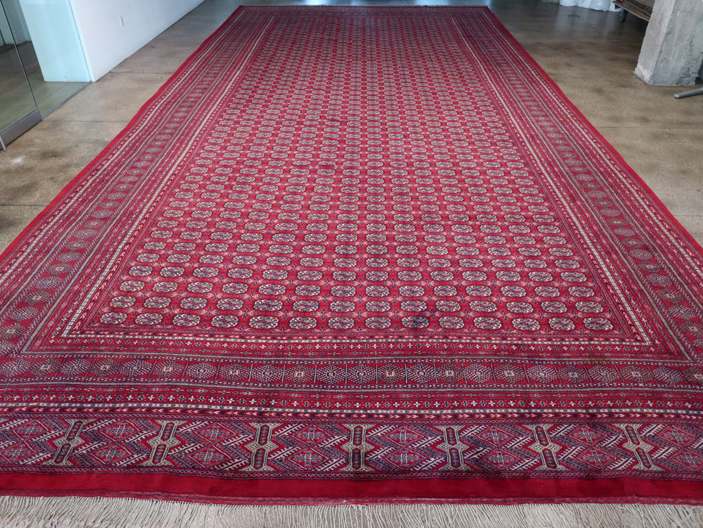 Vintage Central Asian Bokhara Oversize Carpet, No.32643 - Gss