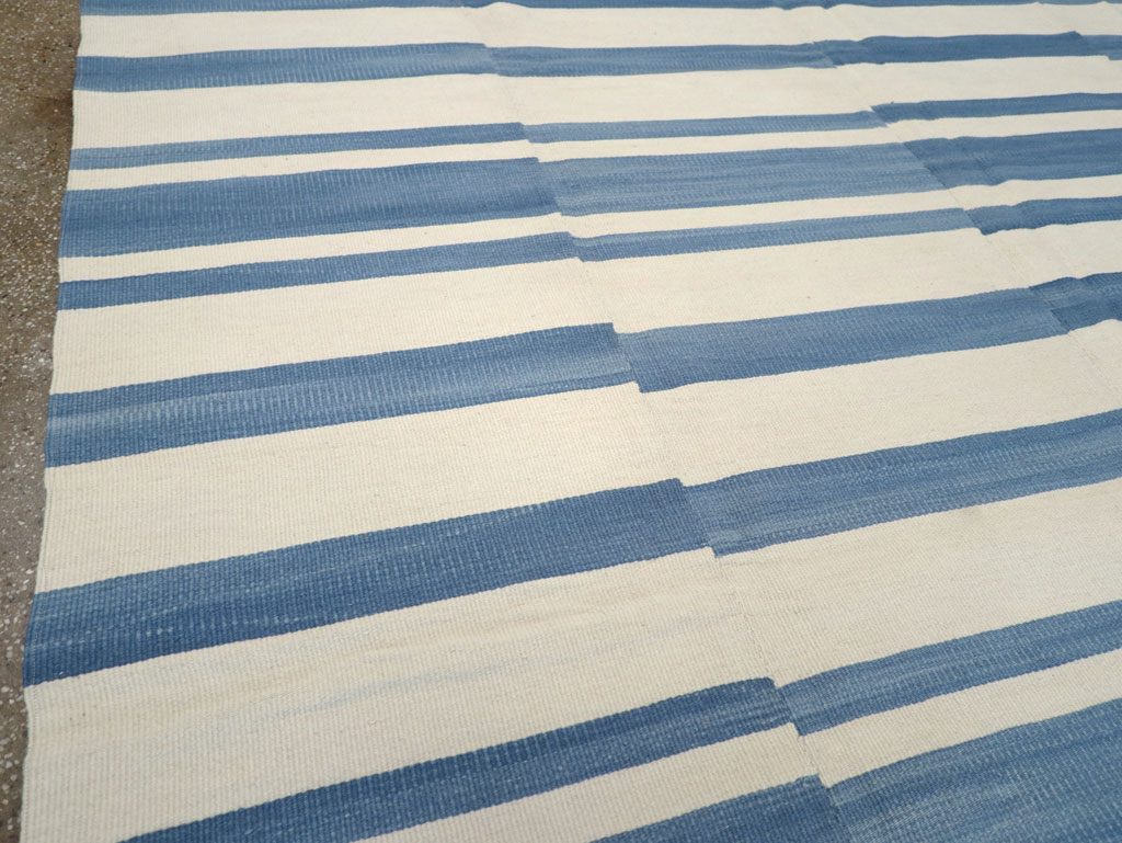 Modern Turkish Flatweave Kilim, No.32649 - Gss