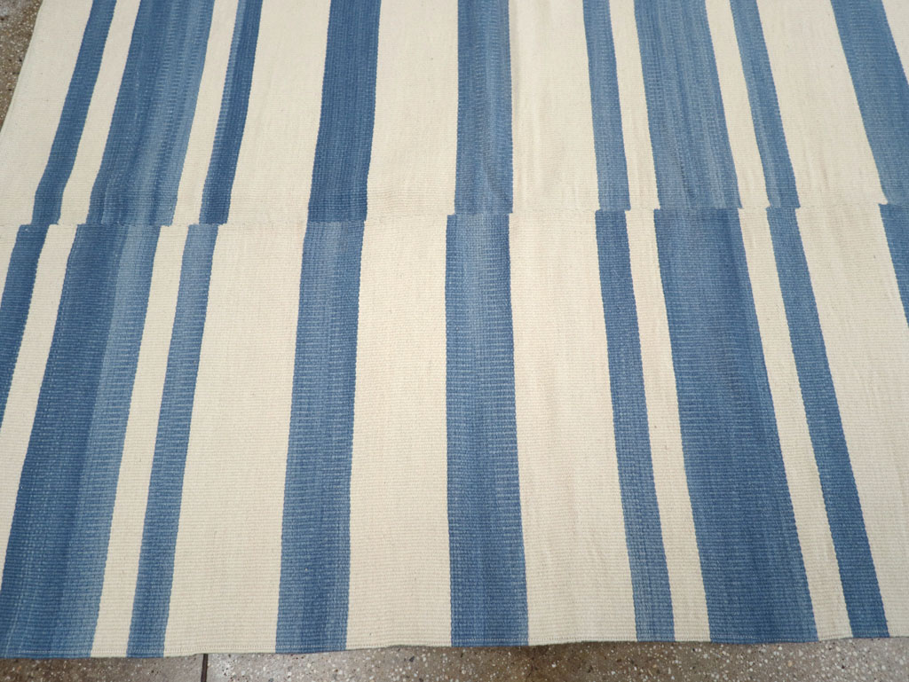 Modern Turkish Flatweave Kilim, No.32649 - Gss